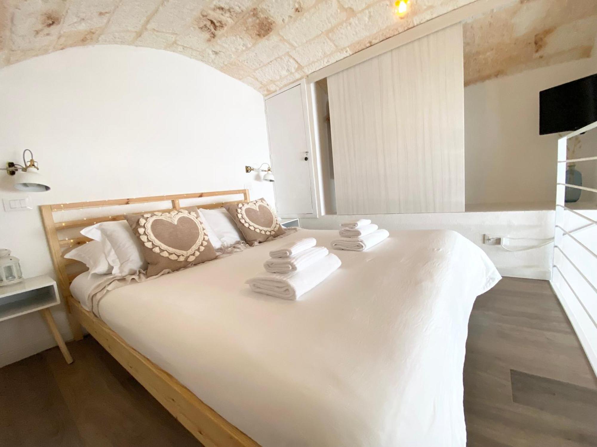 Stella Marina Luxury Bed & Breakfast โปลีญาโนอามาเร ภายนอก รูปภาพ