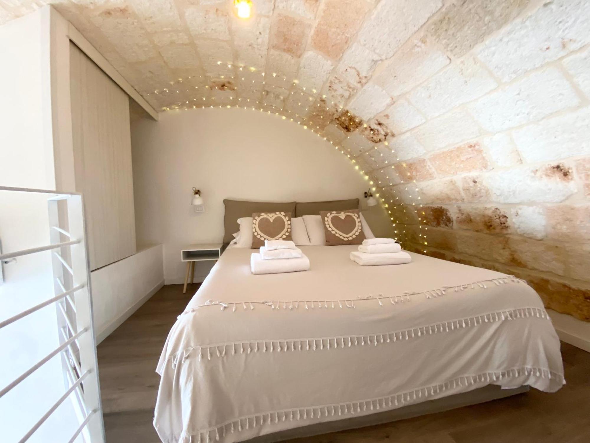 Stella Marina Luxury Bed & Breakfast โปลีญาโนอามาเร ภายนอก รูปภาพ