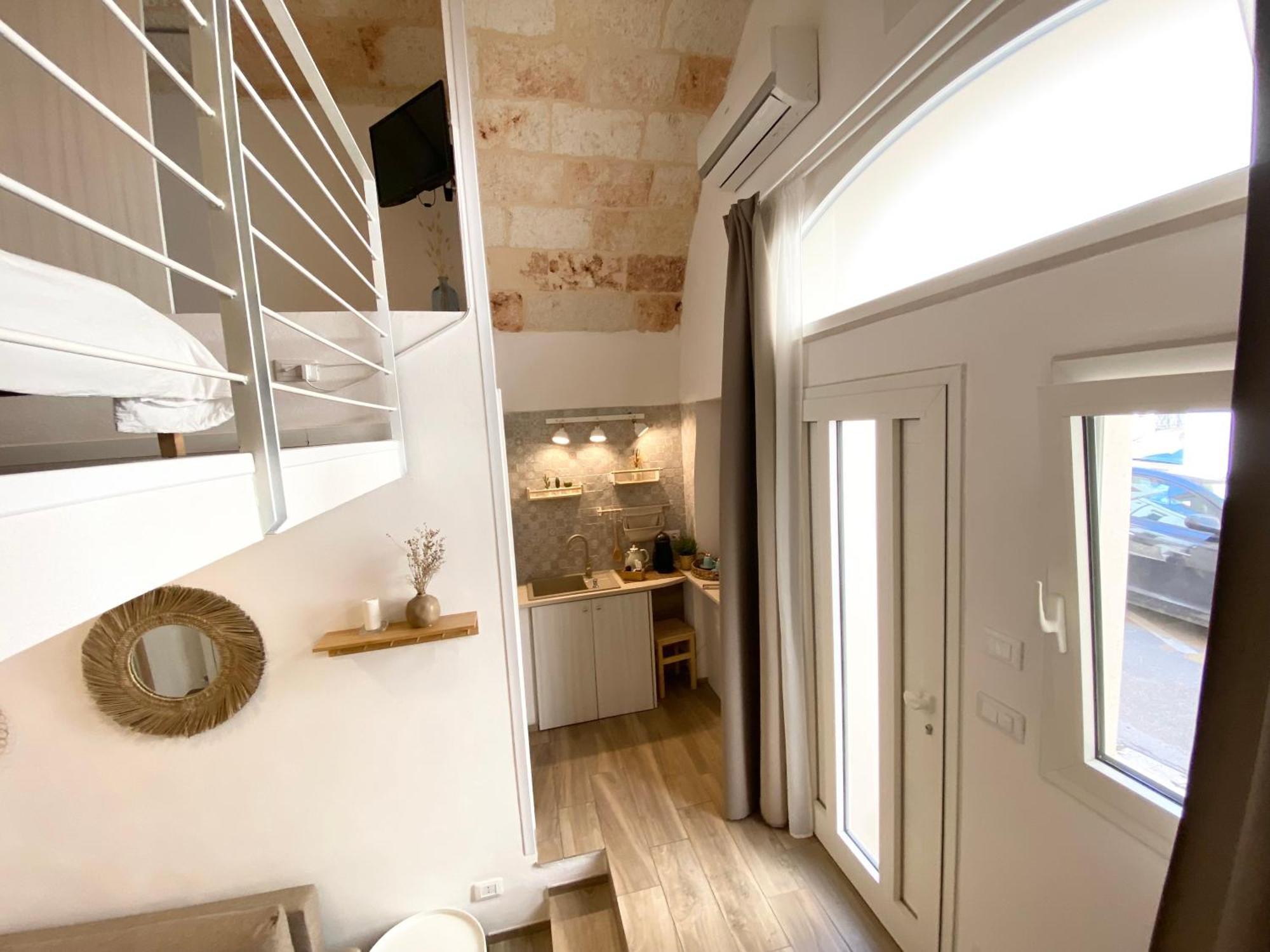 Stella Marina Luxury Bed & Breakfast โปลีญาโนอามาเร ภายนอก รูปภาพ